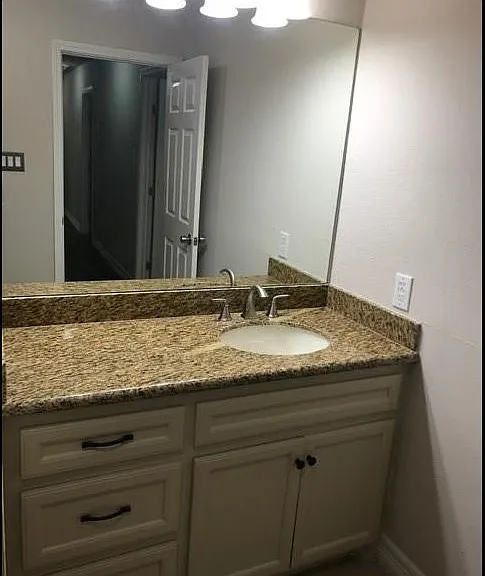 5939 Marwood Dr — Photo 21