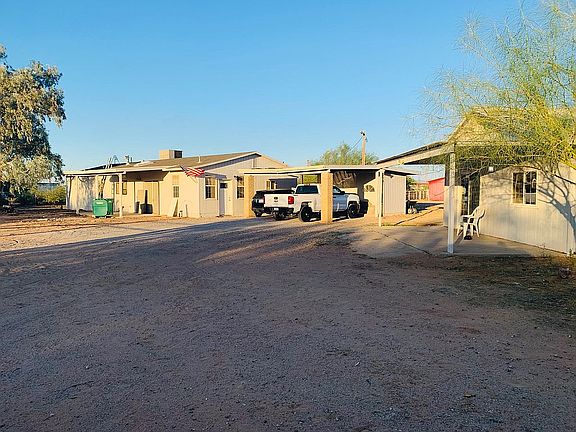 Main House and Guest House