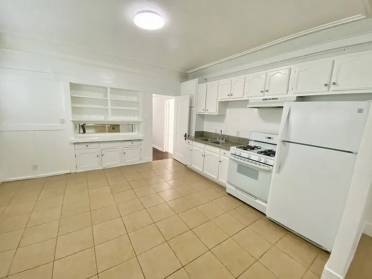 2921 Van Buren Pl #2921 — Photo 6