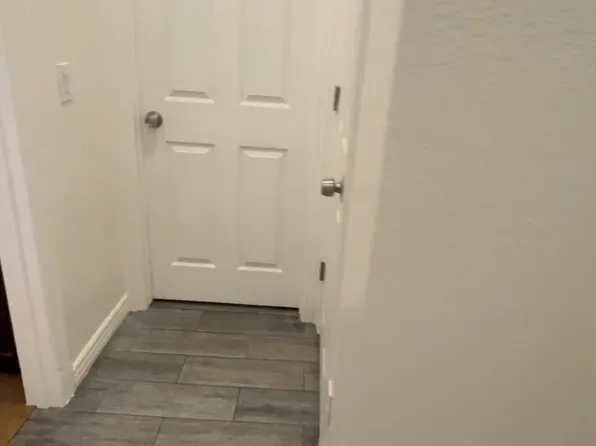 5811 W Golden Ln, Glendale, AZ 85302