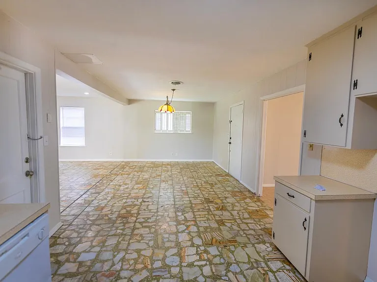 801 Citrus Terrace Dr — Photo 4