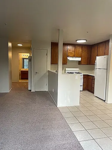North Dutton Place Apartments — Photo 3