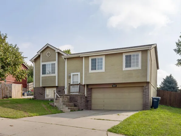 10907 S 17th St, Bellevue, NE 68123