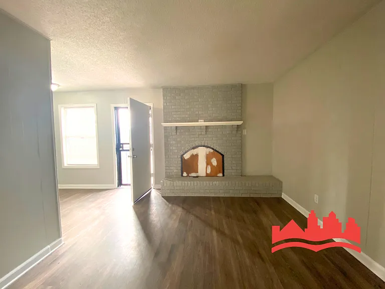 4449 Deerland St — Photo 10