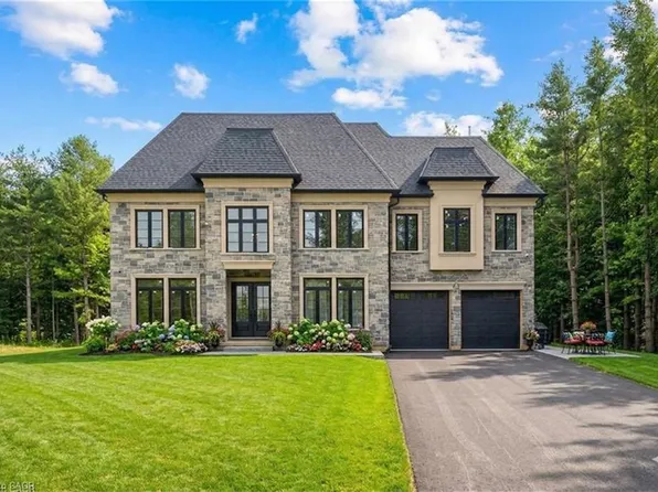 5 W Harris Rd, Brantford, ON N3T 5L4