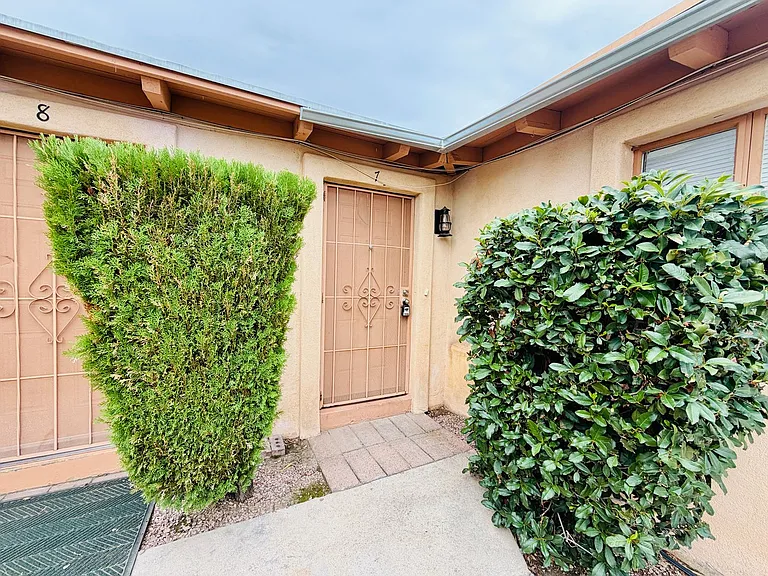 Studio and 1 Bedrooms in this Stunning Community! — Photo 33