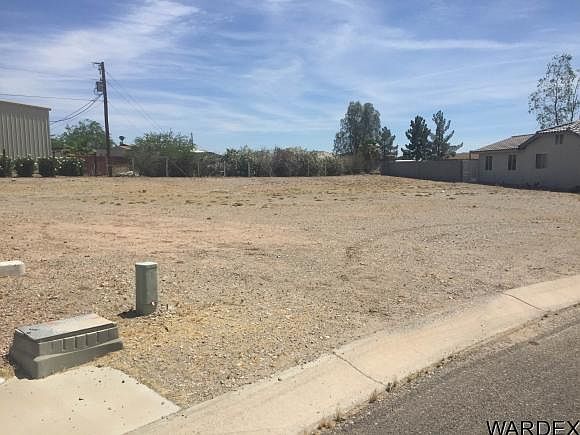 1st image of 5230 S Desert Sands Dr