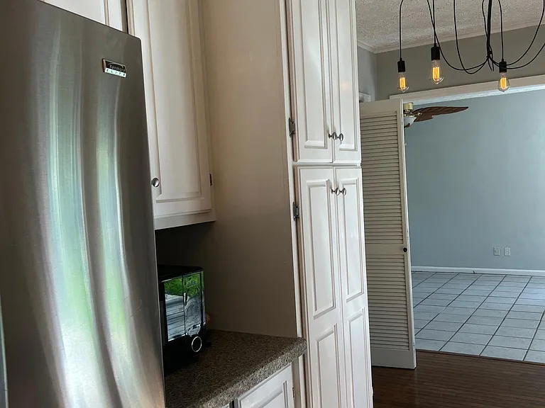 3011 Vinson Dr — Photo 22