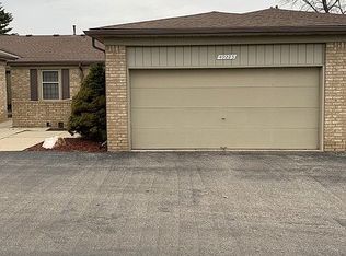 49225 Norristown Ct, Shelby Township, MI 48315