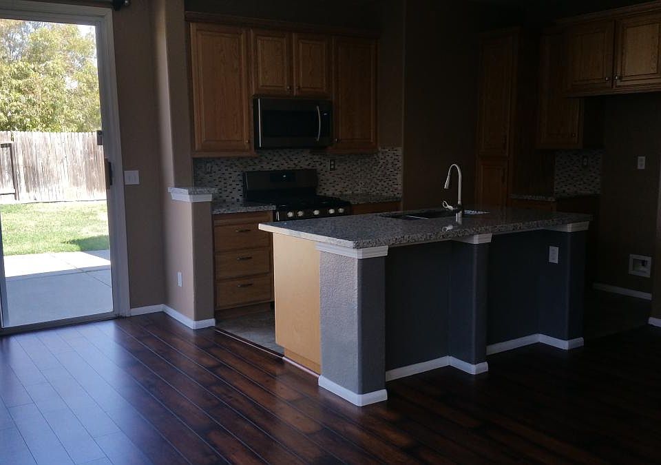 2nd image of 3095 Hawaii Ct