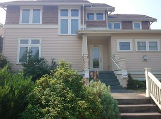 525 N 83rd St, Seattle, WA 98103