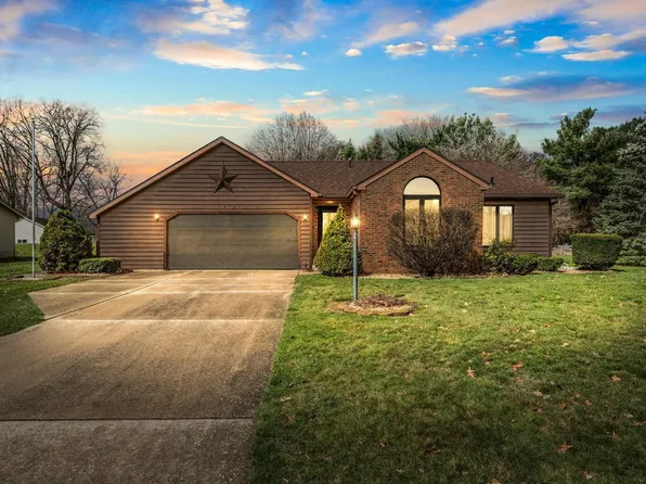 68141 Riddles Lake Dr, Lakeville, IN 46536