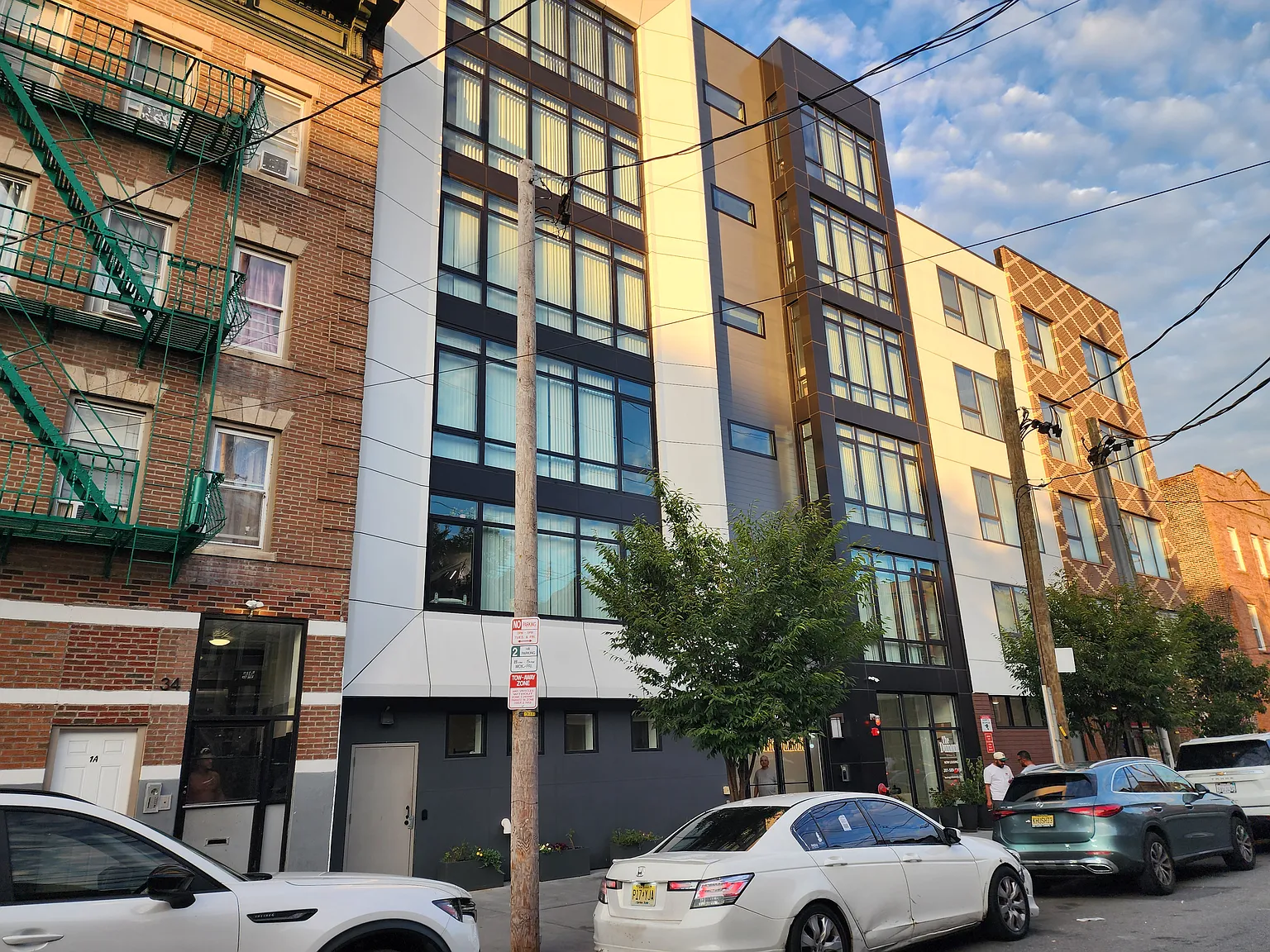 1 bed, 821 sqft, $2,800 — Photo 1