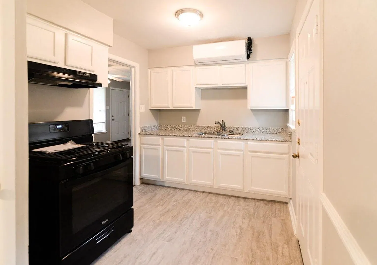 Cute Casa View Home!! — Photo 4