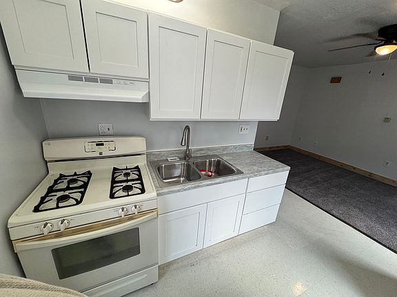 5th image of 502-504 W 8th St Floor 504-2