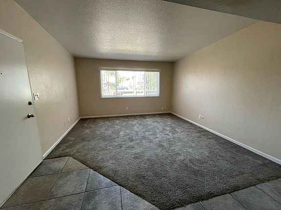 5th image of 4806 Myrtle Ave #397b1e8fc