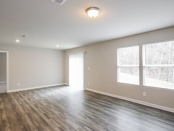 2nd image of 305 Shalako Ln