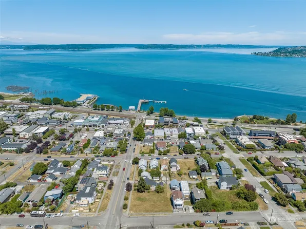 2801 N McCarver Street, Tacoma, WA 98403