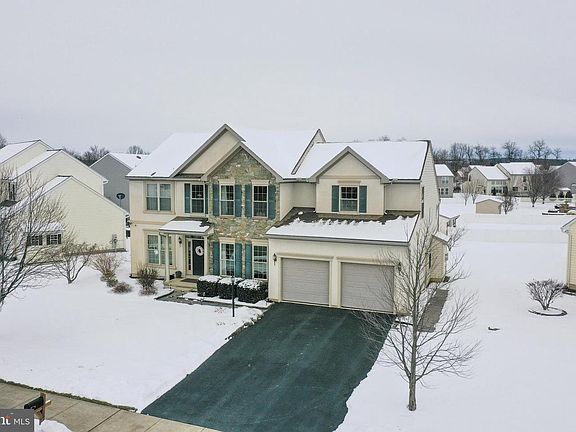 2nd image of 241 Greystone Ln