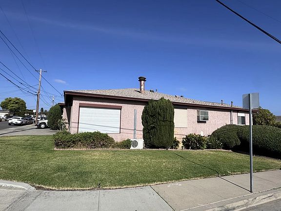 3rd image of 5001 Reynolds St