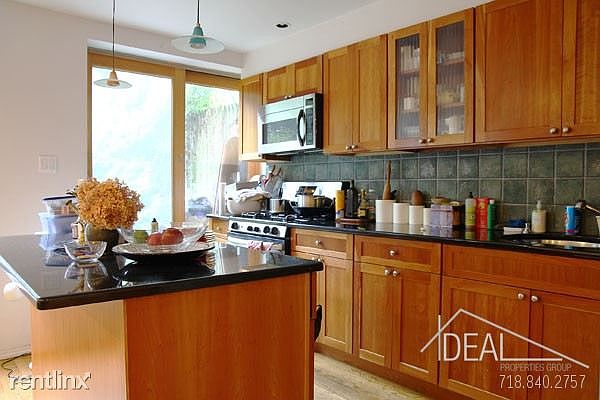 165665_2_thumb