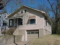 2nd image of 628 Carey St
