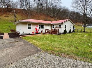 1281 Rock Run Rd, West Union, WV 26456