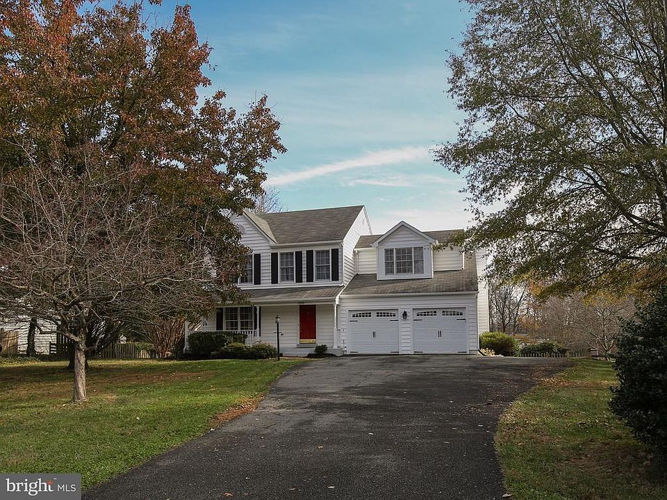 Welcome to 17578 Coachman Dr.