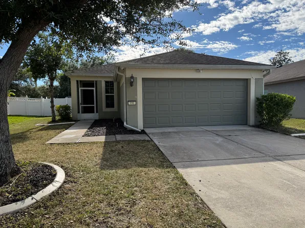 996 Hill Flower Dr, Brooksville, FL 34604