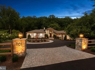 1101 Leigh Mill Rd, Great Falls, VA 22066
