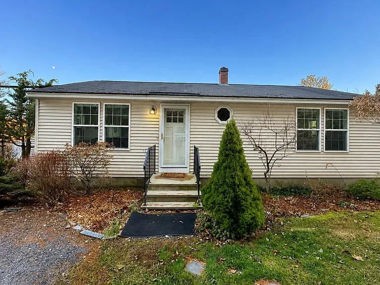 129 Lawrence Rd — Photo 19