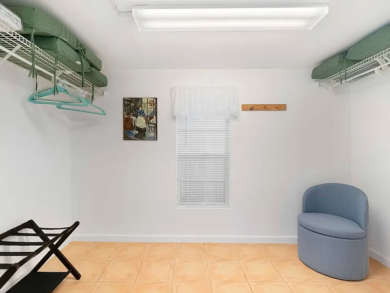 237 Avenida De La Isla #A — Photo 12