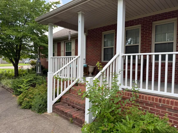 1102 Richliev Ln, Frankfort, KY 40601