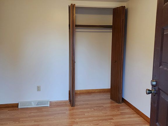 Mud room/front entrance