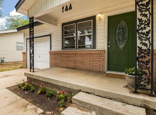 744 Betty Ln, Hurst, TX 76053