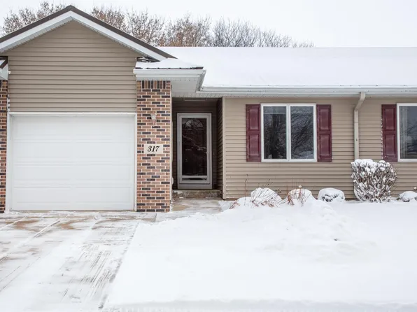317 Park 26th St NW, Waverly, IA 50677