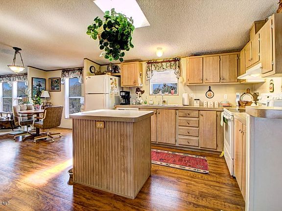 4th image of 18575 S Garrison Hills Dr