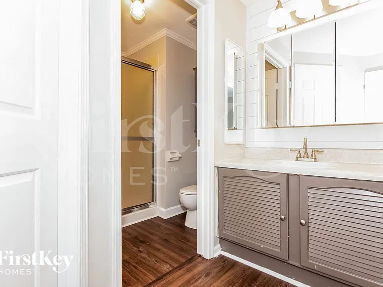 9512 Robert Burns Ct — Photo 13