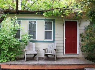 233 Upper Applegate Rd, Applegate, OR 97530