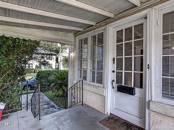 5th image of 1617 Mallory St
