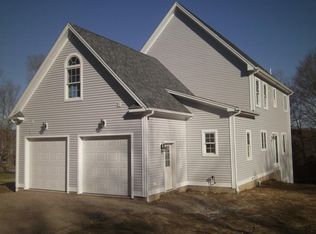 158 W Chippens Hill Rd, Burlington, CT 06013