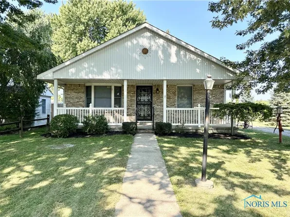 179 N Goodrich St, Oregon, OH 43616