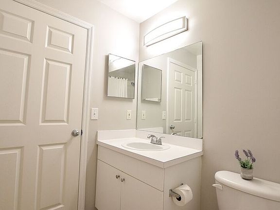 3rd image of 150 Laterino Ct APT 204