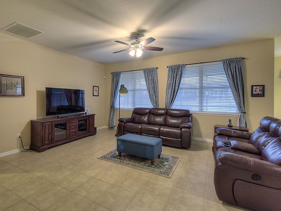 2nd image of 15718 Starling Dale Ln