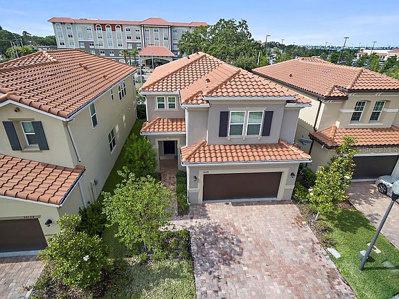 2nd image of 10128 Grand Oak Cir