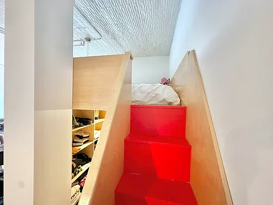 Rented by Doorway NYC, LLC | media 12