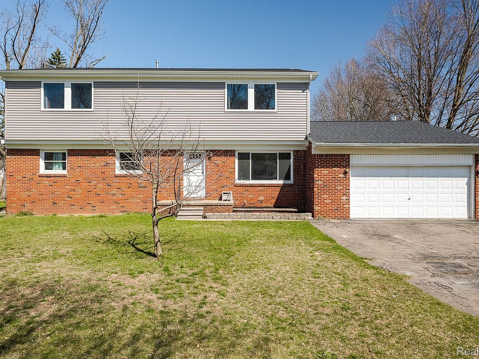 1st image of 5265 Helene Ave