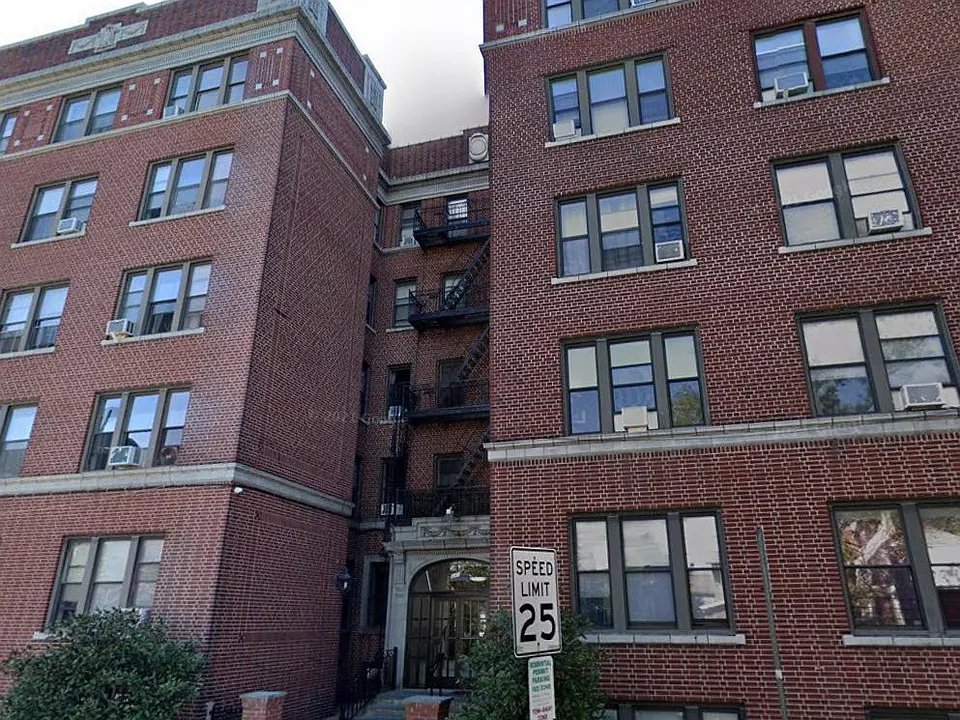 840 Kennedy