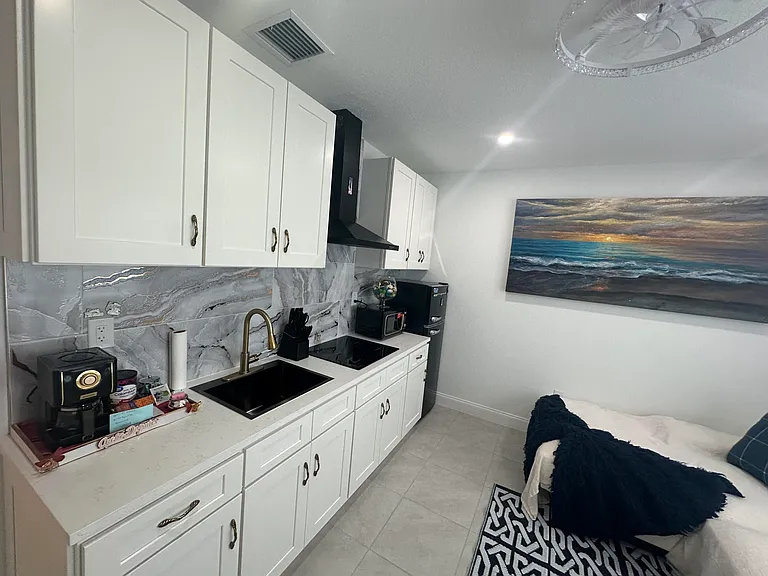 517 SW Halden Ave — Photo 7