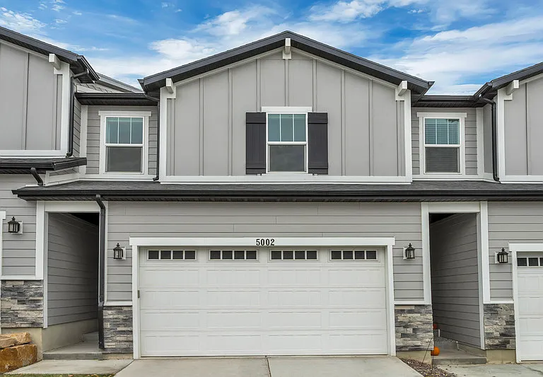 5002 N Marble Fox Way — Photo 2